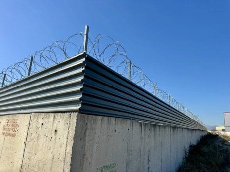 Περιφράξεις με Λαμαρίνα - FenceUp Περιφράξεις