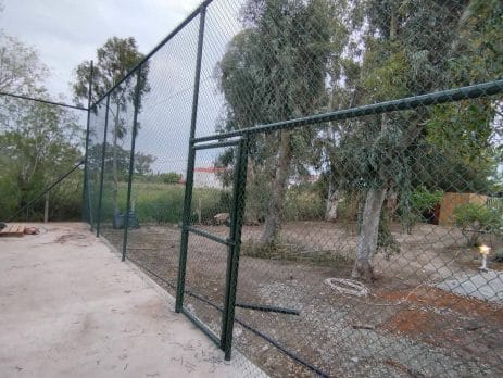 Περίφραξη Γηπέδου Γαλβανιζέ - FenceUp Περιφράξεις