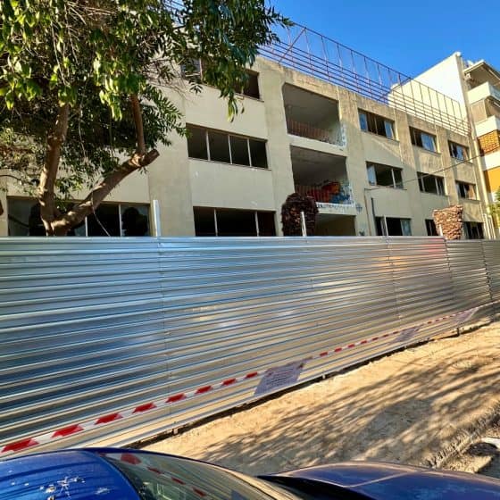 Περίφραξη Εργοταξίου με Λαμαρίνα Καλλιθέα