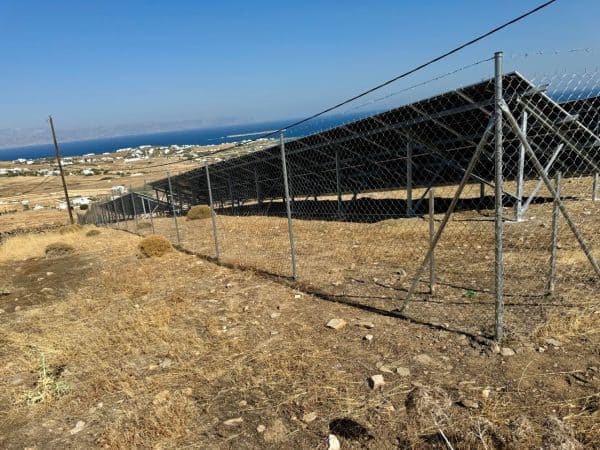 Περίφραξη Φωτοβολταϊκού Πάρκου Πάρος Συρματόπλεγμα Πόρτα | FenceUp