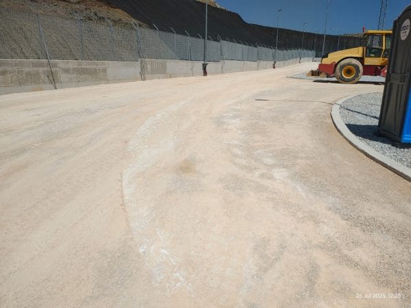 Περίφραξη Βιομηχανική Γαλβανιζέ με αγκαθωτό σύρμα υποσταθμού ανύψωσης τάσης ΚΥΤ Βέρμιο