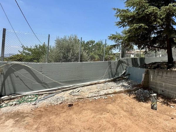 Περίφραξη Οικοπέδου γαλβανιζέ πάνω σε τοιχίο στην Κηφισια