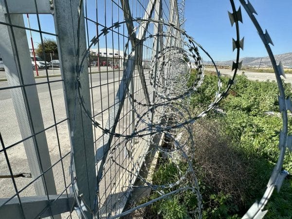 Γαλβανιζέ κονσερτίνα Φ300 σε μεγάλη περίφραξη 400μ