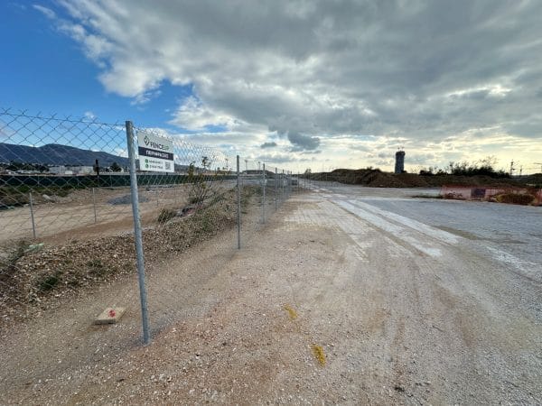 FenceUp κατασκευή εργοταξιακής περίφραξης υψηλών προδιαγραφών