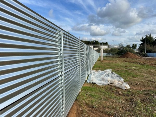 FenceUp κατασκευή εργοταξιακής περίφραξης υψηλών προδιαγραφών