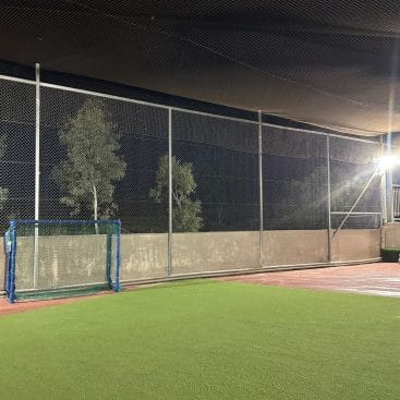 Περίφραξη σχολικού γηπέδου με ανθεκτικά γαλβανιζέ υλικά